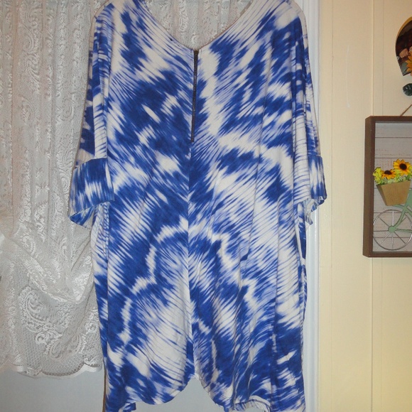 2X/3X Blue White T-Shirt Top Zipper Back - Picture 6 of 8